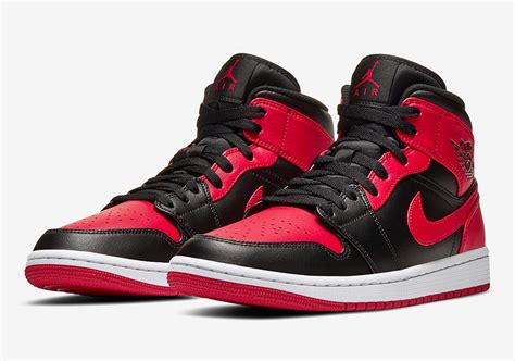 nike jordans mid 1|nike jordan 1 mid banned.